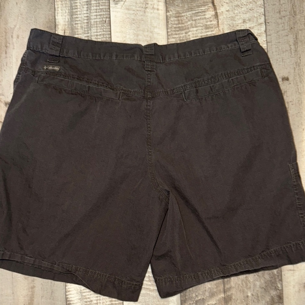 Columbia Casual Shorts-size 36